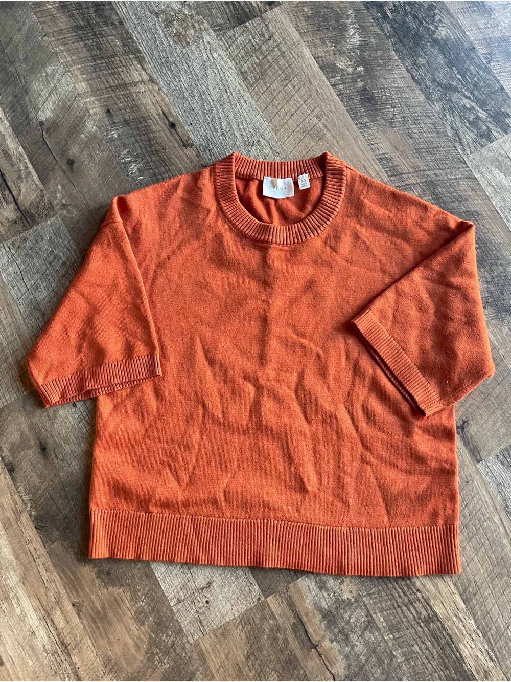 Cyrus Short-Sleeve Crewneck Sweater - Orange